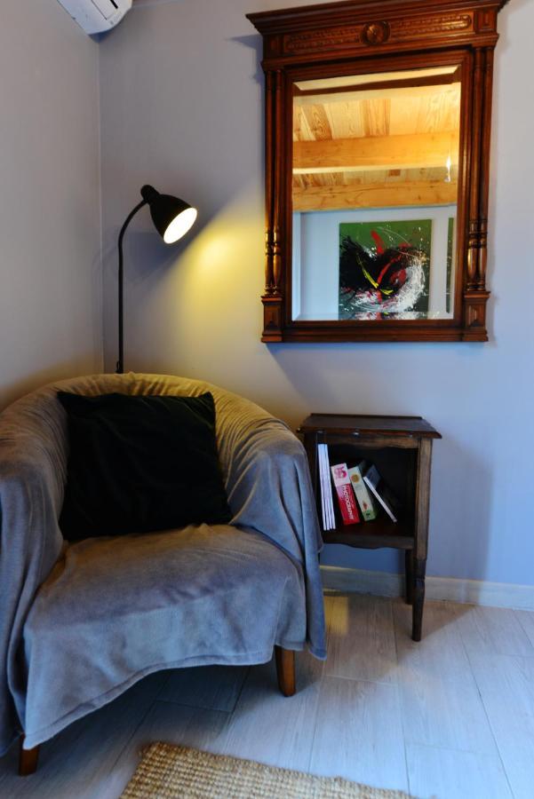 Chez Pique-Fesse Chambre D'Hote Saint-Martin-L'ars Exterior photo